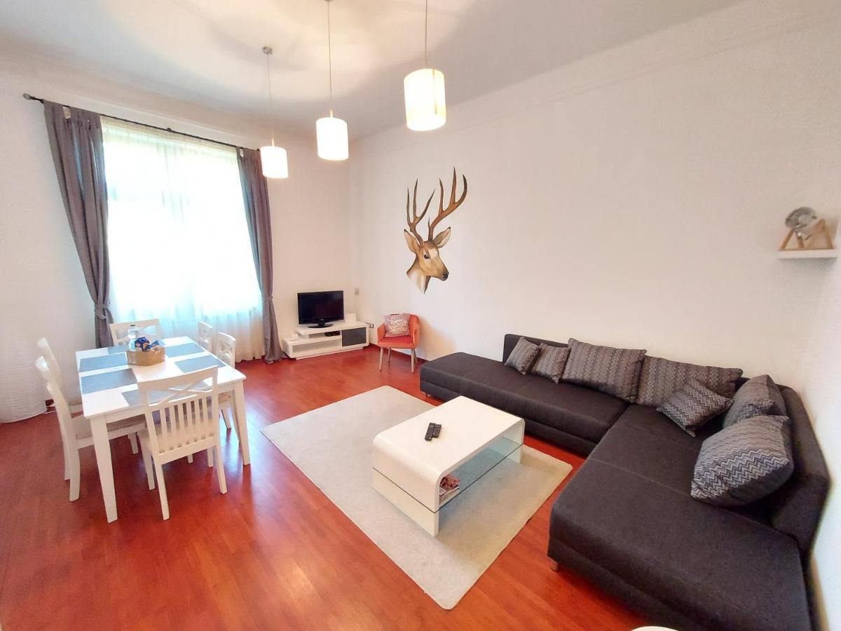 Deak Apartman Sopron Extérieur photo