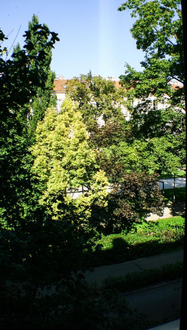Deak Apartman Sopron Extérieur photo